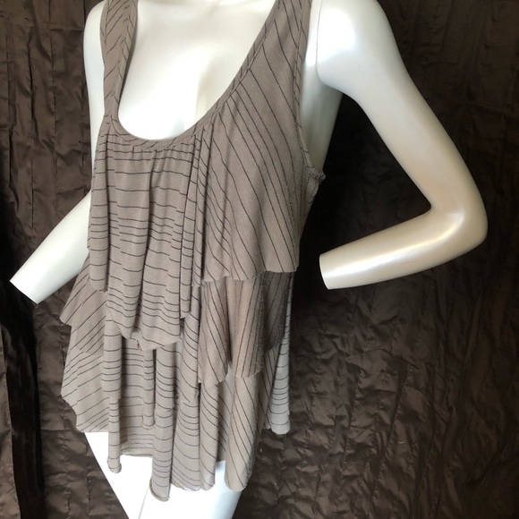 XL Mocha ruffled cami - Picture 2 of 6